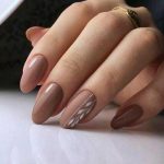 nude-apoxroseis-2