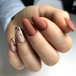 nude-apoxroseis-9