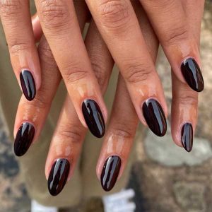 dark-nails-3